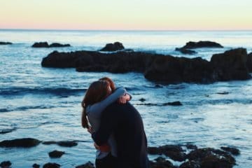 4 Wege, um Dich und Deinen Mann emotional näher zu bringen