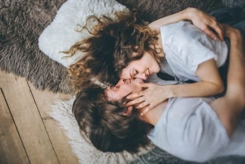 15 Wenig bekannte Geheimnisse von Paaren mit den engsten Beziehungen