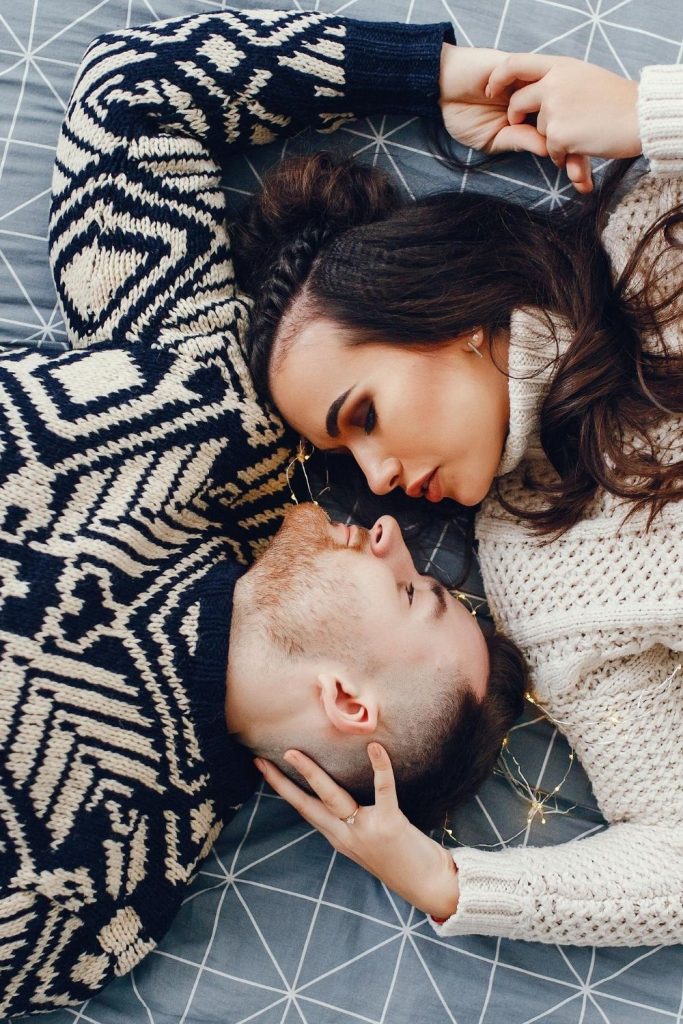 15 Gründe, warum dein Mann gerne kuschelt