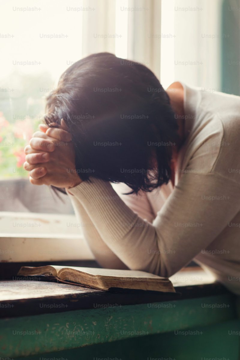 Betrayal Pictures | Download Free Images on Unsplash Betrayal Pictures | Download Free Images on Unsplash
