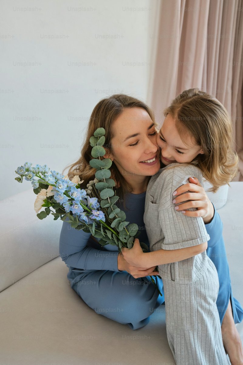 Mother Care Pictures | Download Free Images on Unsplash Mother Care Pictures | Download Free Images on Unsplash