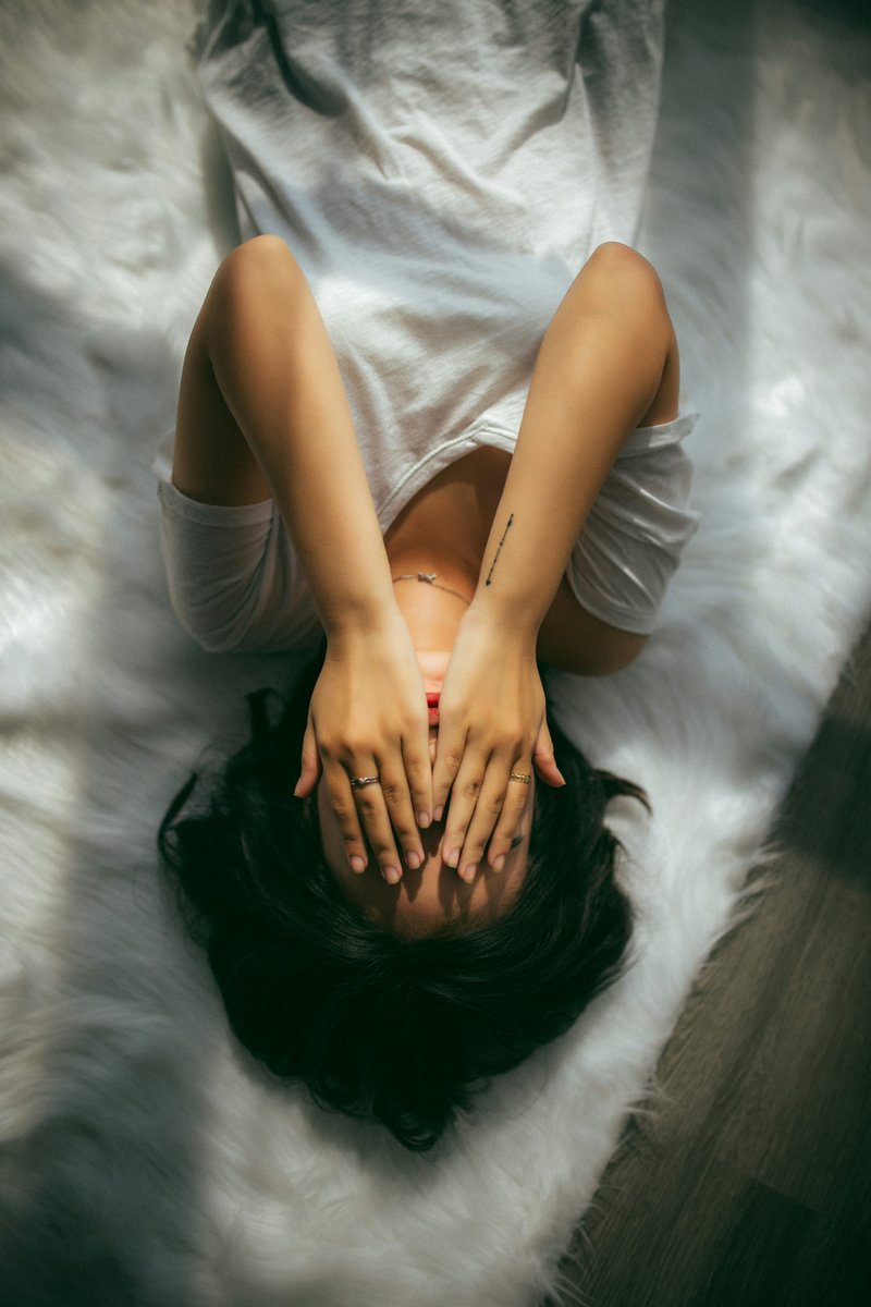 Woman Pain Pictures | Download Free Images on Unsplash Woman Pain Pictures | Download Free Images on Unsplash
