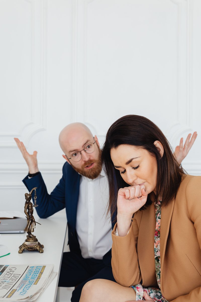 A Couple having an Argument · Free Stock Photo