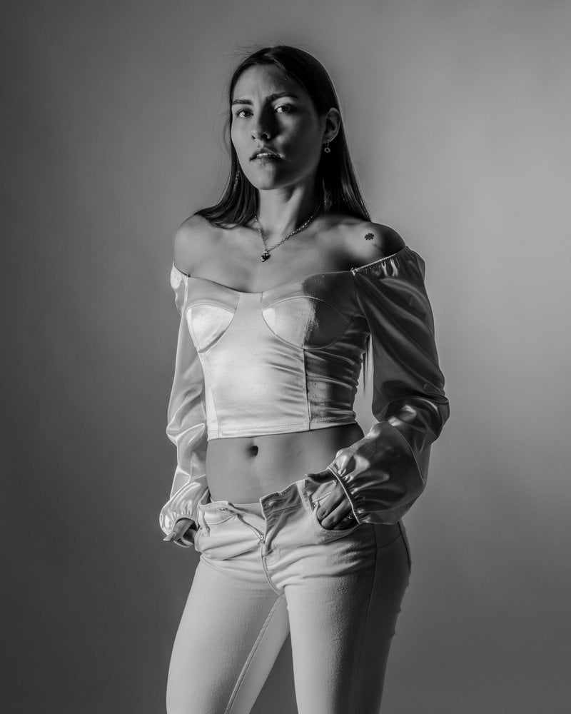Monochrome Portrait of a Woman with Stylish Attire · Free ...