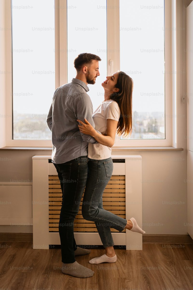 Portrait loving couples enjoying each other company with window in background with sunlight reflection on their faces photo – Couple Image on Unsplash Portrait loving couples enjoying each other company with window in background with sunlight reflection on their faces photo – Couple Image on Unsplash