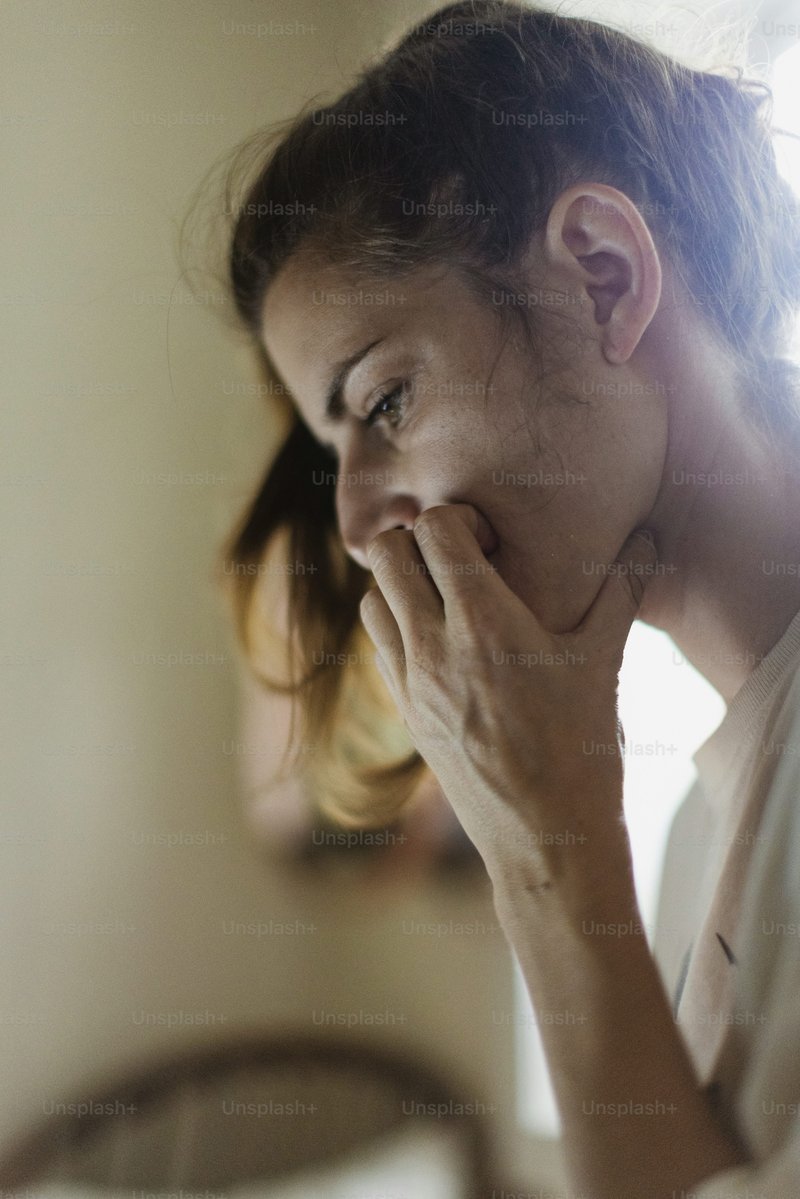 Worried Woman Pictures | Download Free Images on Unsplash