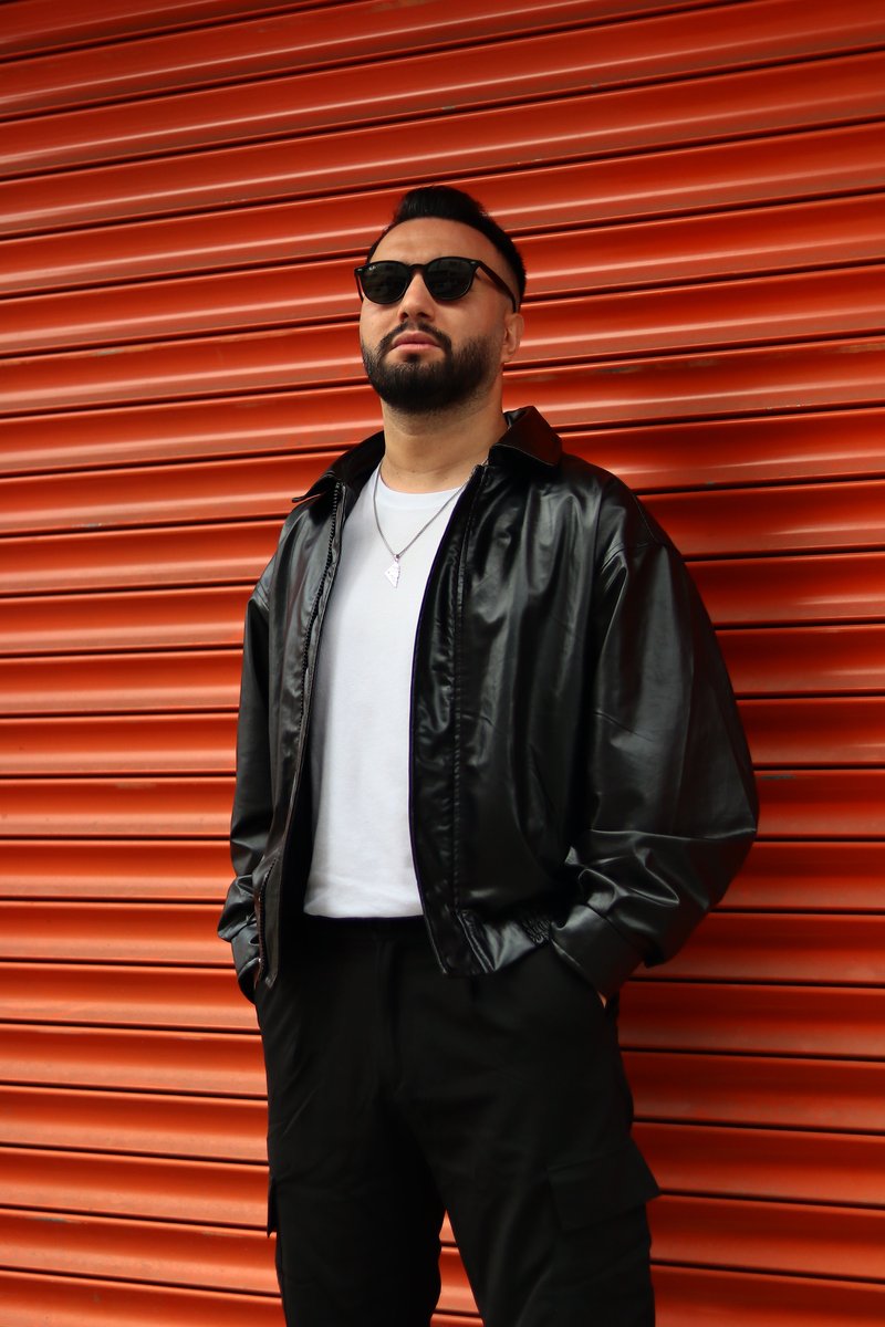 Stylish man in black leather jacket outdoors · Free Stock Photo Stylish man in black leather jacket outdoors · Free Stock Photo