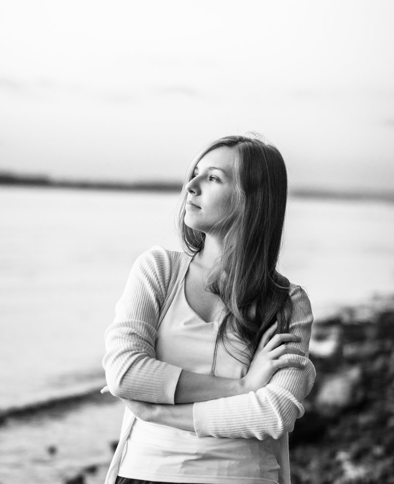 Woman Thinking Photos, Download The BEST Free Woman Thinking Stock Photos &  HD Images